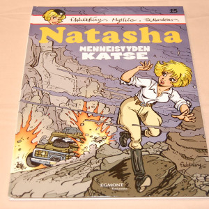 Natasha 15 Menneisyyden katse